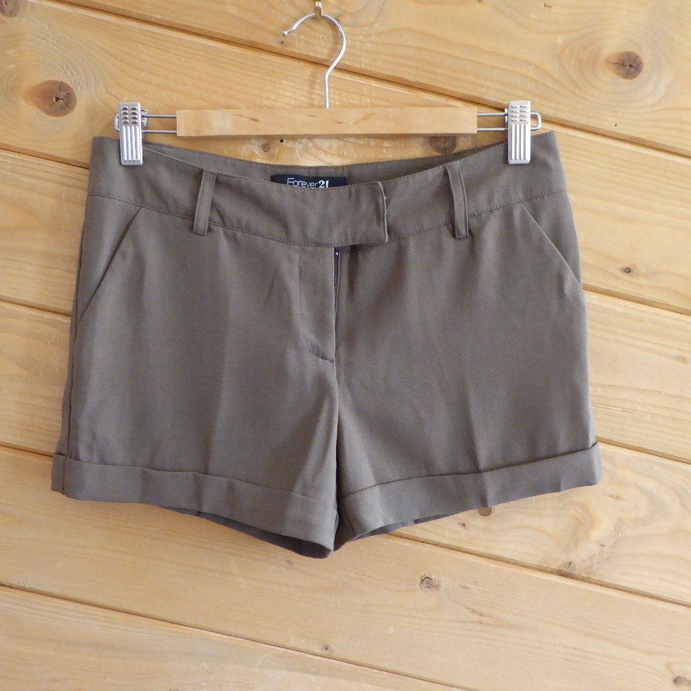 Forever 21 Brown Army Olive Green Polyester Lightweight Casual Cuffed Shorts S